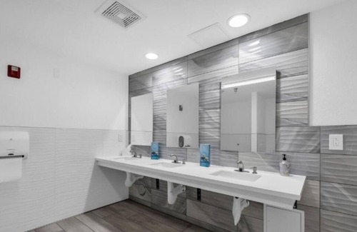 Vacaville House | Best Value, Quality Stay! Outdoor Pool, Pets Allowed, Near Southwood Park!