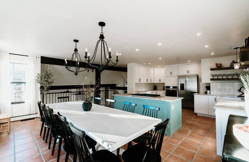 Glenwood Hills House | BEST VIEWS in Albuquerque |Hot Tub|Pool