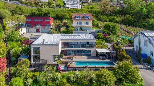 Lutry Villa | Best Villa with Pool and Panoramic views by GuestLee