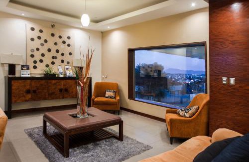 Cuauhtemoc Hotel | Best Western Cumbres Inn Cd. Cuauhtemoc