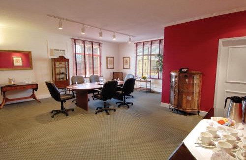 Regional District of Nanaimo Hotel | Best Western Dorchester Hotel