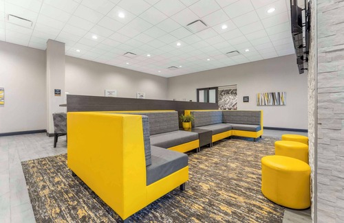 Cranberry Township Hotel | Best Western Plus Cranberry-Pittsburgh North