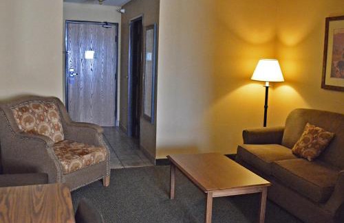 Dodge City Hotel | Best Western Plus Country Inn & Suites