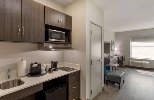 Antioch Hotel | Best Western Plus Executive Residency Antioch Inn