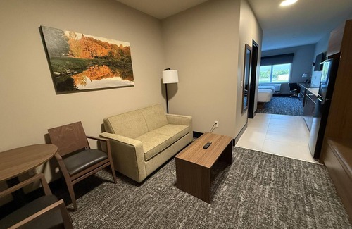 Neepawa Hotel | Best Western Plus Neepawa Hotel
