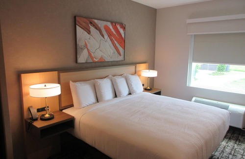 Southeast Houston Hotel | Best Western Plus Pearland/Houston Medical Center Hotel