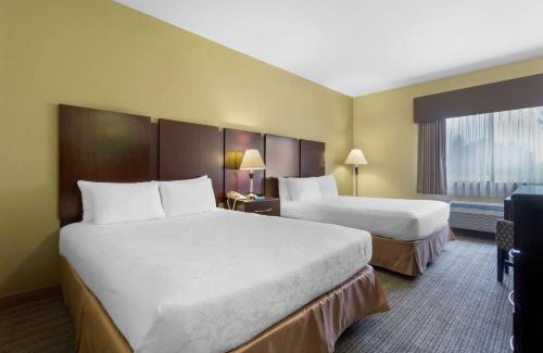 Kent Hotel | Best Western Plus Plaza by the Green