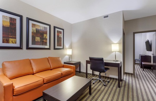 Sherwood Park Hotel | Best Western Plus Sherwood Park