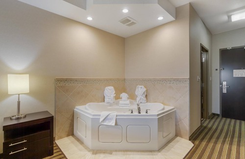 Sherwood Park Hotel | Best Western Plus Sherwood Park