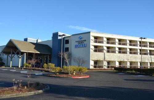 Silverdale Hotel | Best Western Plus Silverdale Beach Hotel