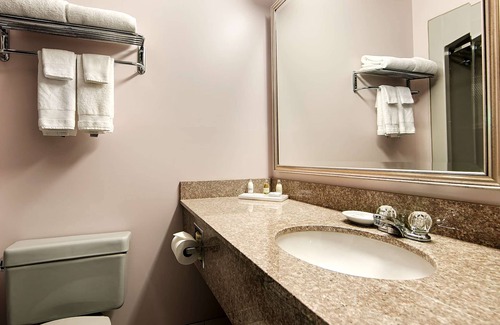 London Hotel | Best Western Plus Stoneridge Inn & Conference Centre