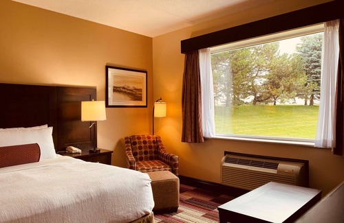 London Hotel | Best Western Plus Stoneridge Inn & Conference Centre