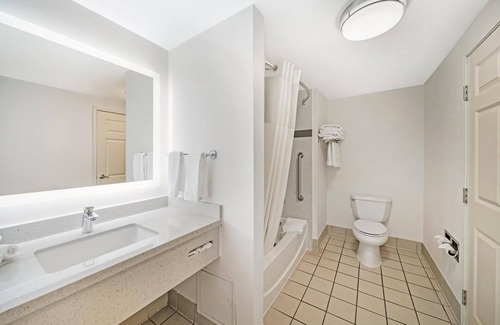 Redding Hotel | Best Western Plus Twin View Inn & Suites