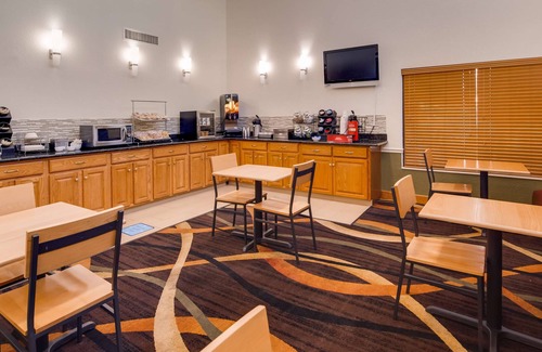Rayne Hotel | Best Western Rayne Inn