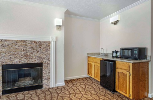 Salinas Hotel | Best Western Salinas Monterey Hotel