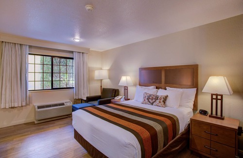 Central Sacramento Hotel | Best Western Sandman Hotel