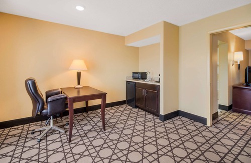 Murray Hotel | Best Western University Inn