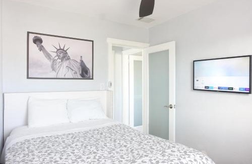 Hillside House | Best XL Home To Visit NYC+Hot Tub+Newark Airport+Free Parking
