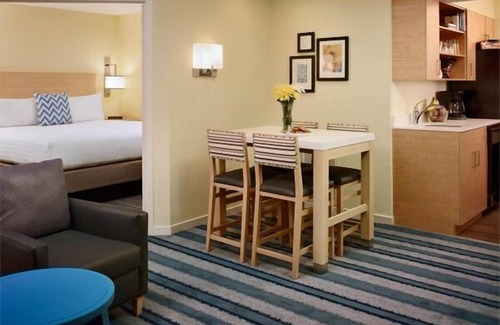 Monmouth Junction Resort | Better Choice for your Vacation! Pet-Friendly, w/Pool, Near Grover Park
