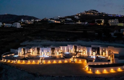 Exo Gonia Apartment | BH071 - C - Suite Santorini
