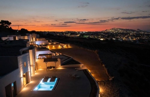 Exo Gonia Apartment | BH071 - C - Suite Santorini