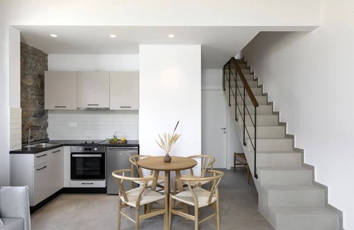 Sourpi House | BH1005 - C - Maisonette Magnisia