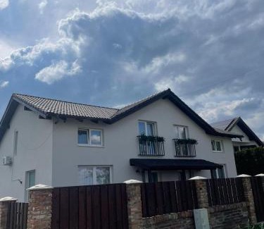 Zimandu Nou House | BIA Twin House