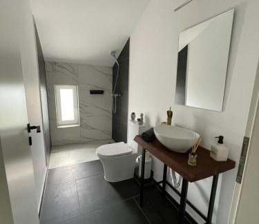 Zimandu Nou House | BIA Twin House