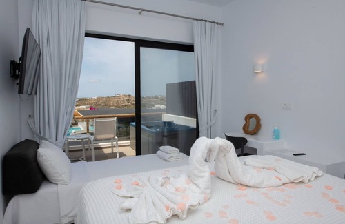 Plintri Hotel | Bianco a Nero Mykonos