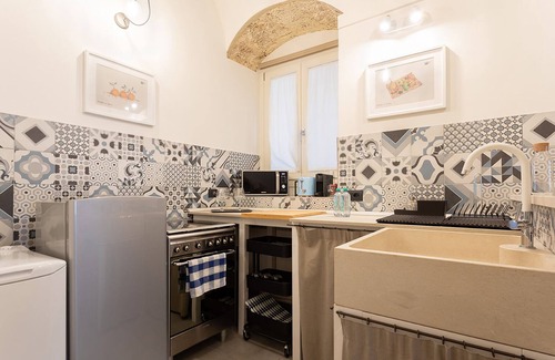 Noto Historic Centre Apartment | Biancospino Suite by Wonderful Italy