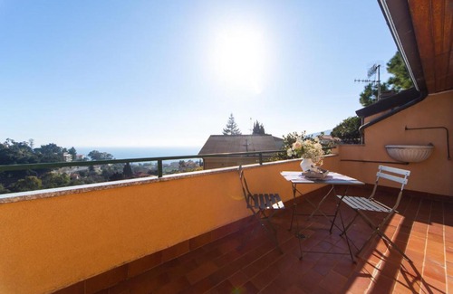 Ospedaletti Apartment | Bibi Home