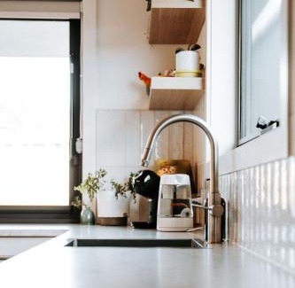 Bicheno House | Bichenobae