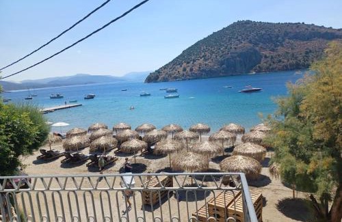 Tolo Apartment | Big apartment on the beach