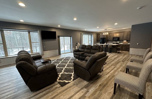 Hayward Cabin | Big Chip - 2 is in the heart of the Chippewa Flowage 20 minutes from Hayward, WI