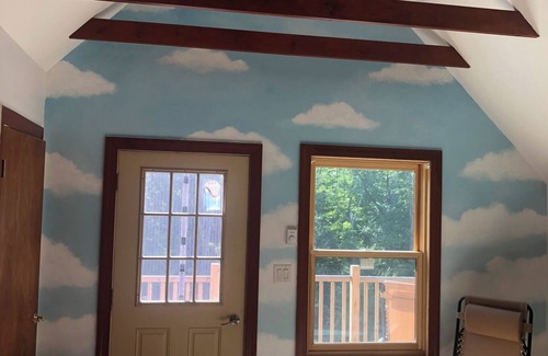 Putnam Valley Cabin | Big Log Cabin on a lake in the woods; 4 BR 4 full bathrooms in Putnam Valley