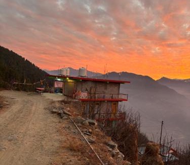 Mohal House | Bijali mahadev valley view home stay