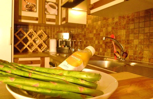 Hochschulen Apartment | BIJOU in pedestrian area with dish washer and Wifi