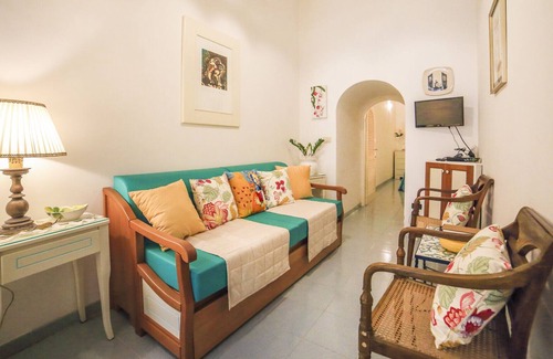Atrani House | Bijoux house in Atrani: wifi, air-conditioning, easy access.