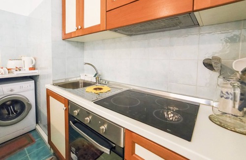 Atrani House | Bijoux house in Atrani: wifi, air-conditioning, easy access.