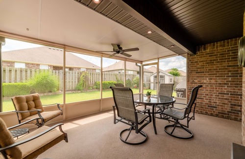 Bentonville - Fayetteville House | Bikers Paradise , Trails, Promenade Mall, AMP, Restaurants, and Top Golf