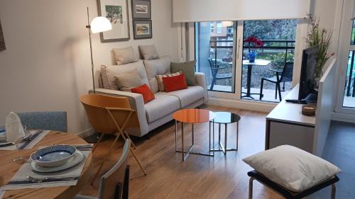Algorta Apartment | BILBAO COSTA-Algorta-Getxo- A ESTRENAR-parking-playa-metro-BILBAO en metro, a 25 mimutos