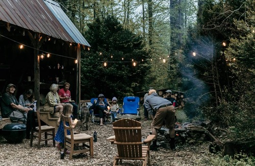 Zirconia House | Bill's Cabin - 38 acres- hiking, mountain biking, waterfall