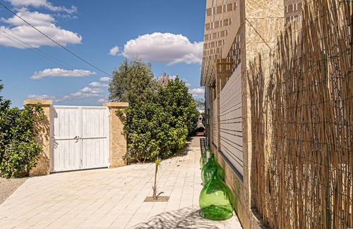 Torre San Giovanni Apartment | Bilocale con piscina a 500 m dal mare