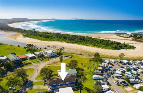 Crescent Head Villa | Bimbimbi 1 11 Willow Street
