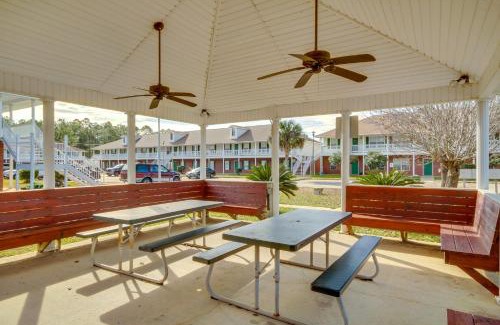 Gautier Apartment | Birding, Beaches and More Cozy Gautier Condo