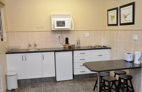 uMlalazi Bed & Breakfast | Birds of paradise B&B