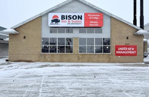 Fargo Hotel | Bison Inn & Suites on University