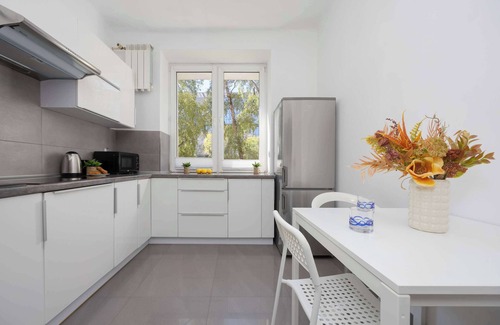 Ochota Apartment | Bitwy Warszawskiej 1920r. 10 | Remote Work