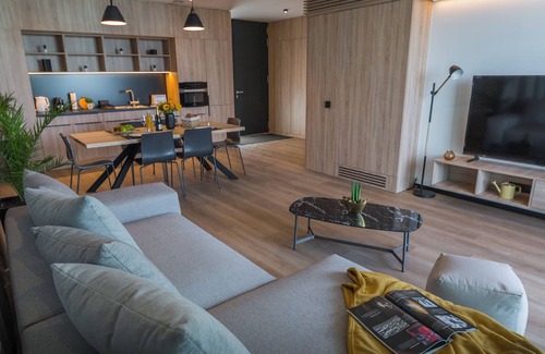 Siofok Aranypart Apartment | BJ81 Suite Hotel