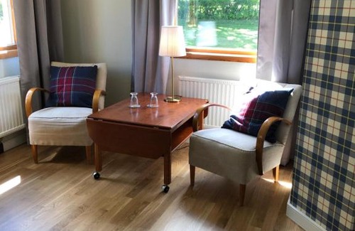 Bjalbo Bed & Breakfast | Bjälbo Gästhus B&B